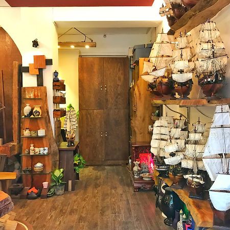 Rustic House Backpacker Hotell Hanoi Exteriör bild